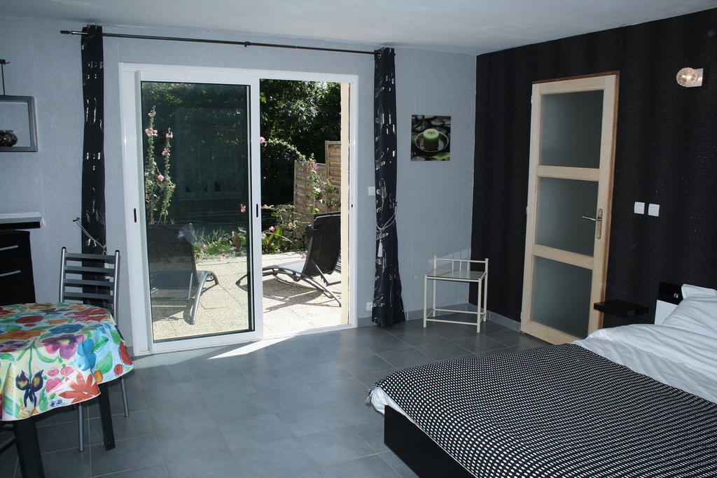 Le Vrai Paradis Bed and Breakfast Estréboeuf Δωμάτιο φωτογραφία