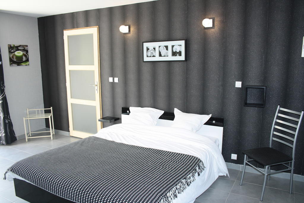 Le Vrai Paradis Bed and Breakfast Estréboeuf Δωμάτιο φωτογραφία